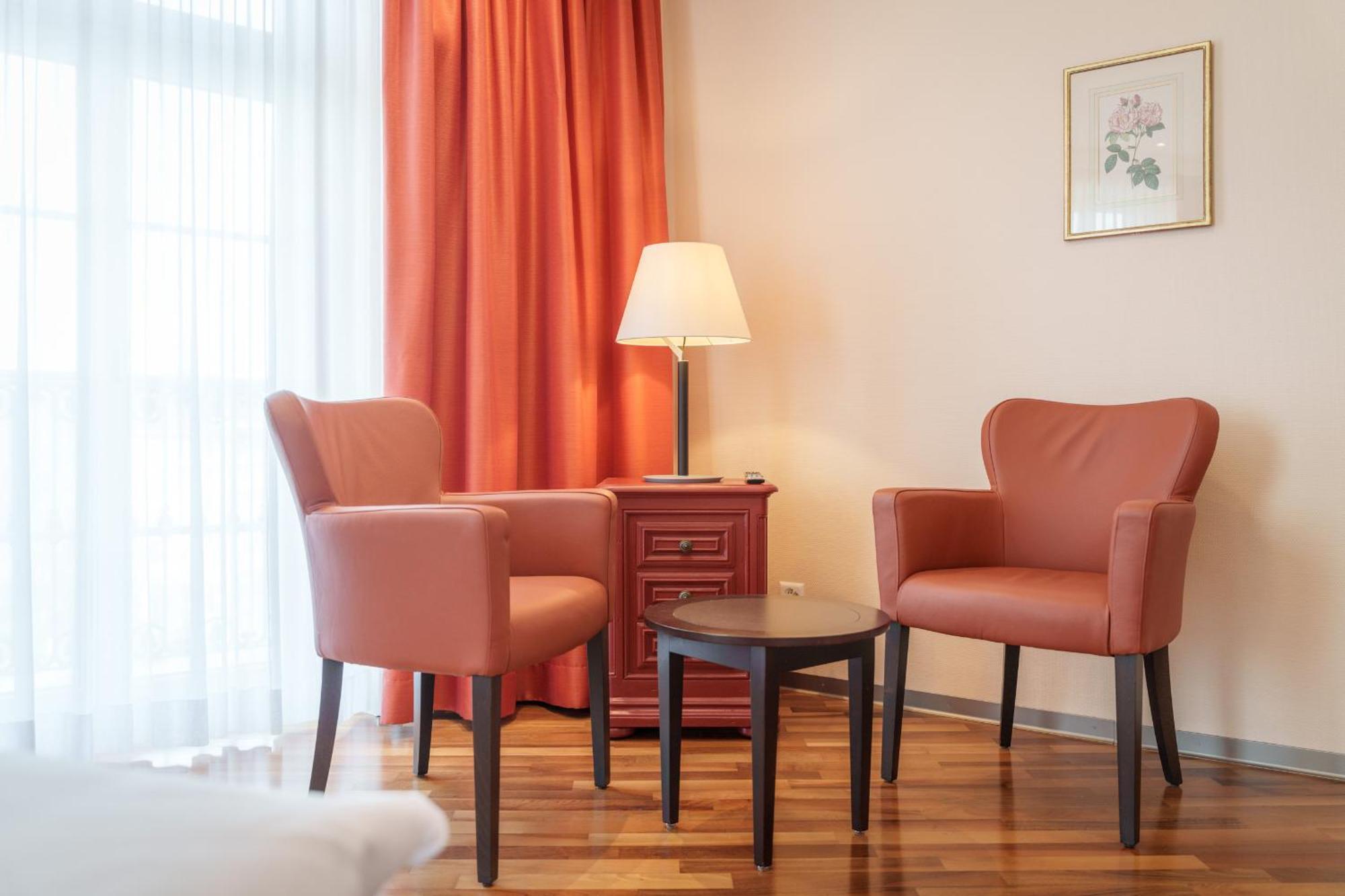 Hotel Schweizerhof Базел Екстериор снимка