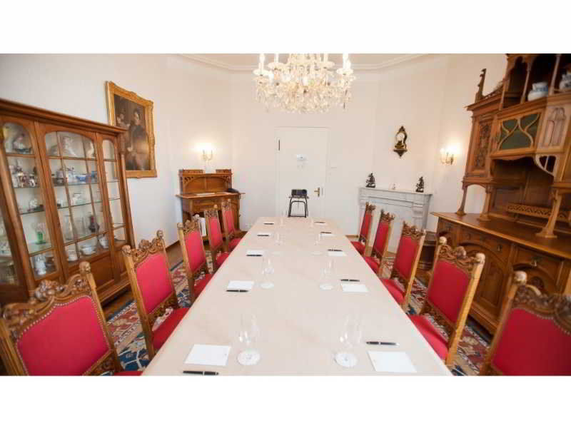 Hotel Schweizerhof Базел Екстериор снимка